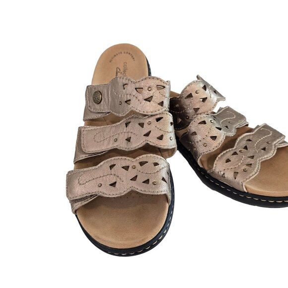Clarks Collection Womens Comfort Casual Sandals Sz 9 Metallic Leather Adjustable - Picture 4 of 10